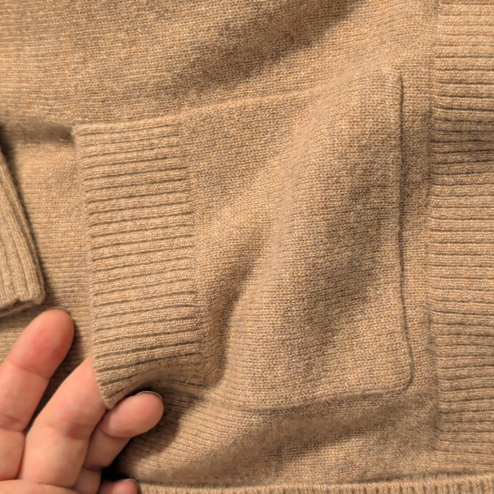 L.L. Bean 100% Cashmere Cardigan Small Petite Tan/Honey Color NWOT - Picture 8 of 8
